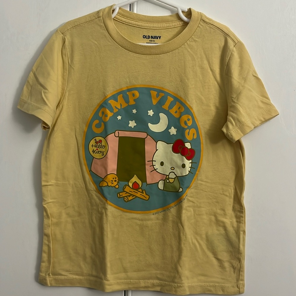 EUC Hello Kitty Sanrio Old Navy yellow shirt Small